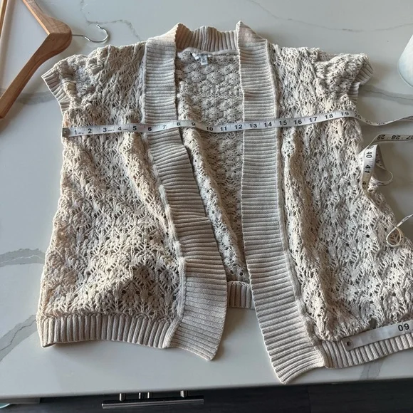 3/$20⚡️ Croft & Barrow Cream Knit Short Sleeve Cardigan Festival Boho Bohemian - Picture 14 of 15